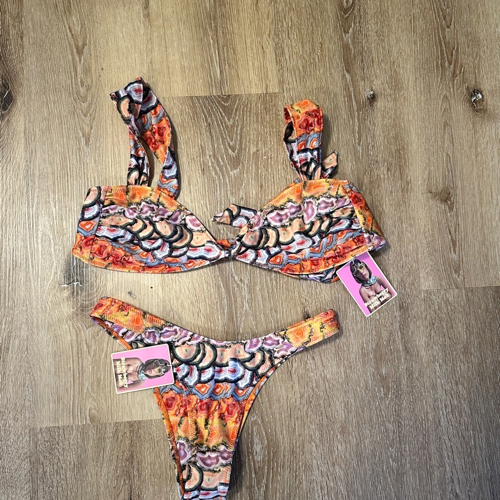 Strawberry Milk Mob 🍓 Tiger Tail Set